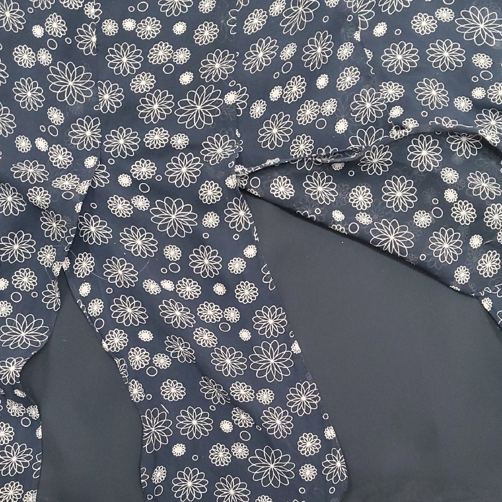 Donna Morgan Black and White Floral Skirt - Picture 3 of 3